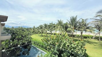 Villa Panoramique, en front de plage | Balcon