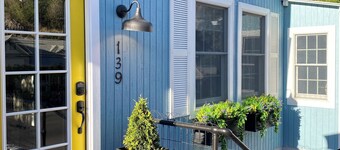 The Yellow Door- Charming cottage in old Bisbee.