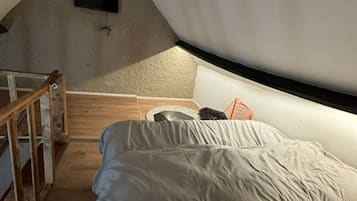 1 habitación, wifi y ropa de cama