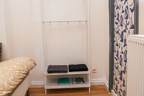 1 bedroom, WiFi, bed sheets