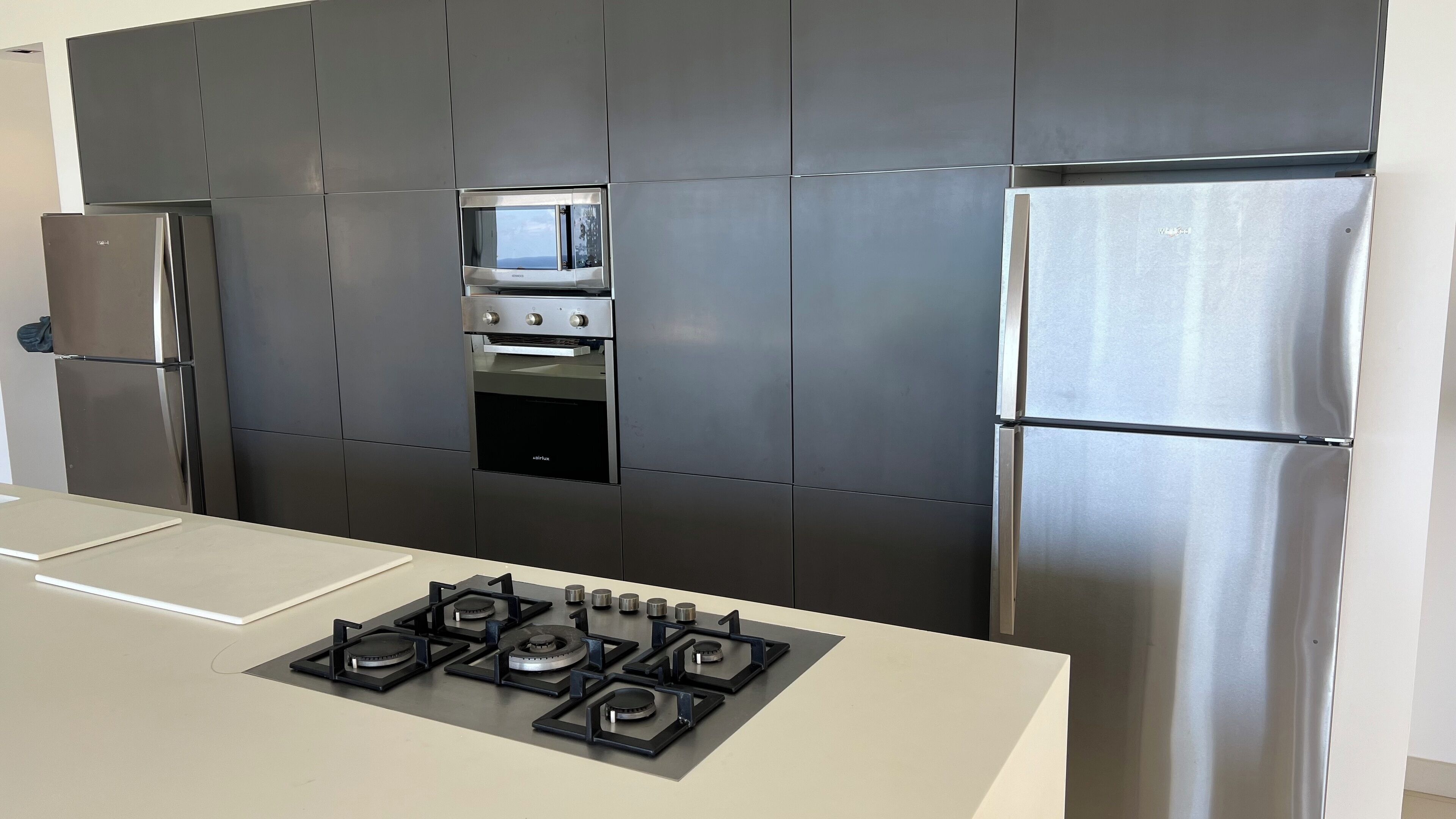 Mikrobølgeovn, ovn, kogeplade, opvaskemaskine