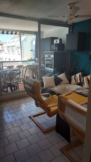 Apartment | Living room