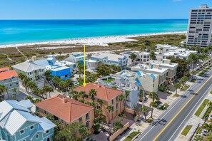 Exterior - Beautiful Townhouse 1/2 Block From Siesta key Village & The Beach! (Siesta Key)