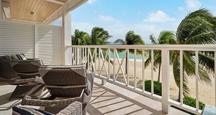 Luxury Beachfront 4-BR Villa in Palm Cay âą Gated Community