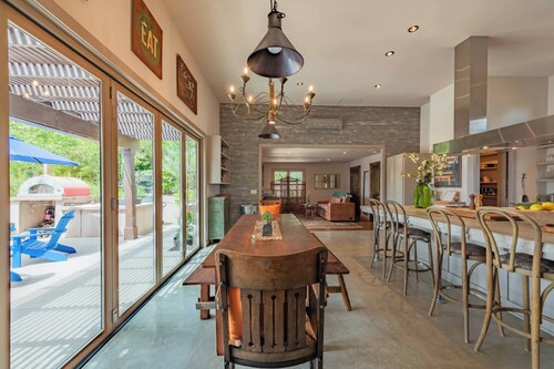 2 Culinary Suites in the heart of Wine Country!