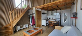 Studio 5 - Duplex 45m2 with all comforts. 8m2 terrace with garden furniture.