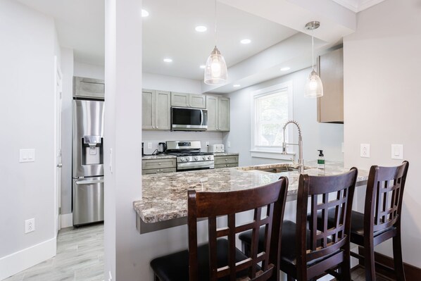 Microwave, oven, stovetop, dishwasher