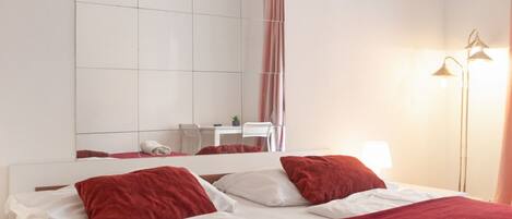 1 habitación, wifi y ropa de cama