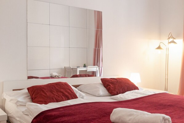 1 bedroom, iron/ironing board, WiFi, bed sheets