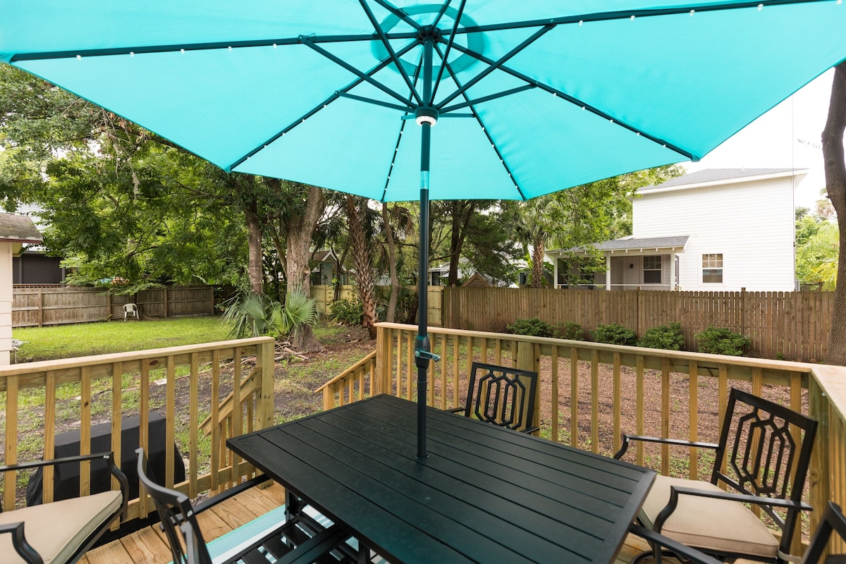 Photo 35 of NEW! Charming Downtown Cottage