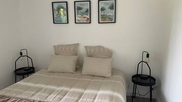 2 camere, ferro/asse da stiro, culla da viaggio, Wi-Fi gratuito