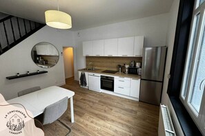 Fridge, microwave, oven, dishwasher