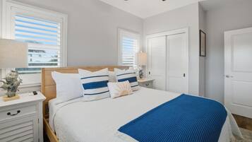 2 bedrooms, desk, iron/ironing board, travel crib