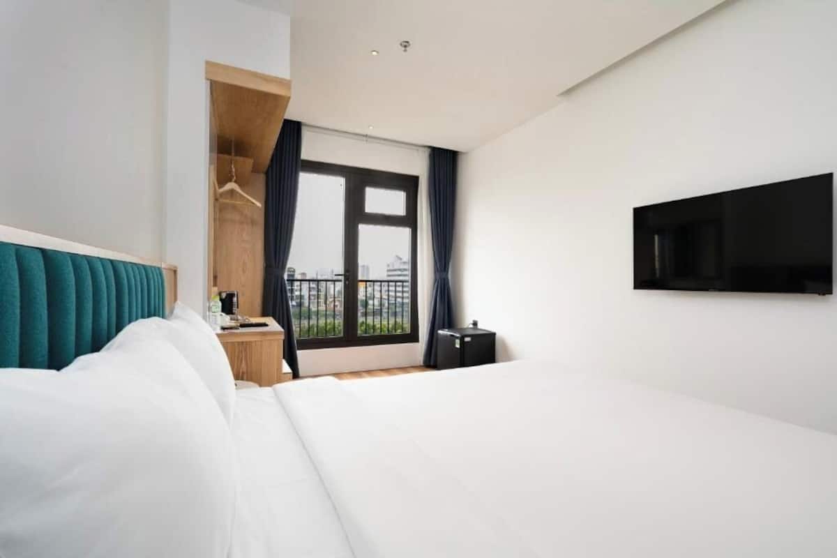 Habitación estándar doble | Cortinas opacas, tabla de planchar con plancha, wifi gratis
