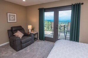 House | 4 bedrooms - Private Cabin Blue Ridge Views Fireplace (Moravian Falls)