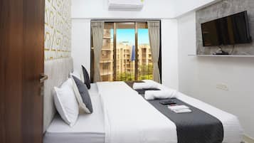 Standard Double Room | Individually decorated, individually furnished, desk, iron/ironing board