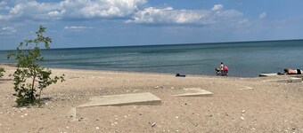 Beachhouse Nature Retreat with Firepit and Game Room