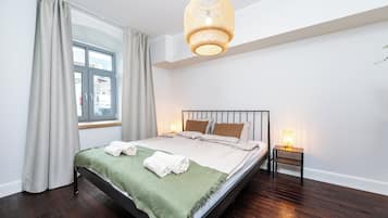 2 bedrooms, iron/ironing board, WiFi, bed sheets