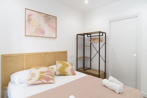 1 bedroom, iron/ironing board, free WiFi, bed sheets