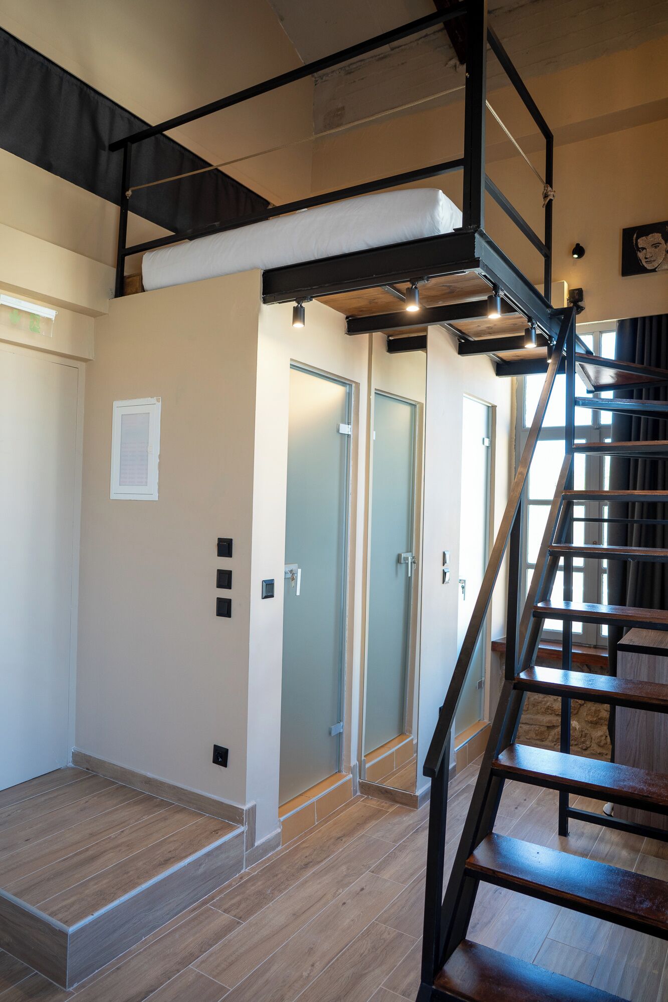 ELVIS PRISLEY - Loft Premium Room | Premium bedding, in-room safe, iron/ironing board, free cots/infant beds