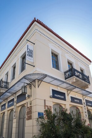Exterior - The Saints Inn (Athens)