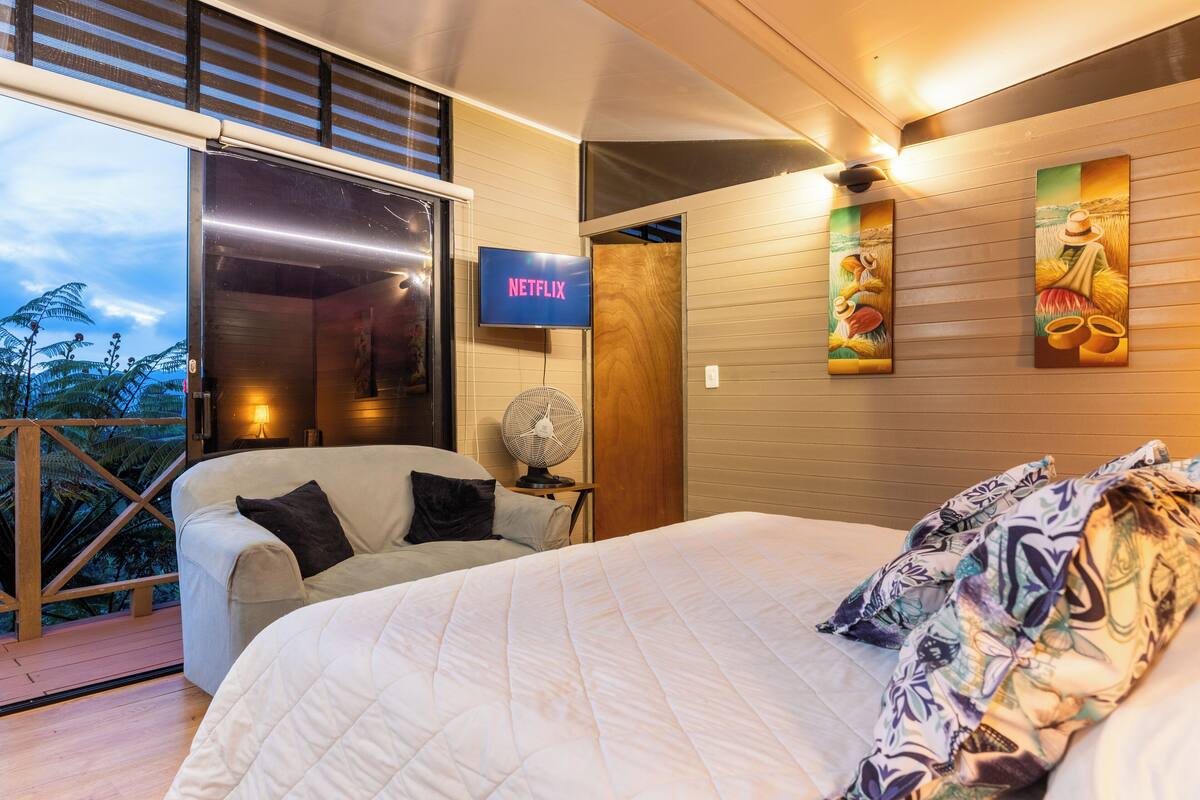 Suite Deluxe, vistes a la muntanya | Roba de llit hipoal·lergògena i minibar