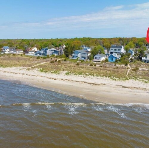 Cozy beach retreat, 3-Bedroom Home in Villas, NJ, with the Best Sunsets!