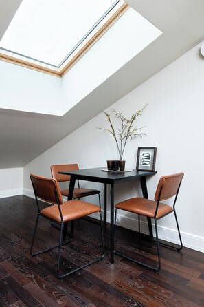 تناول الطعام