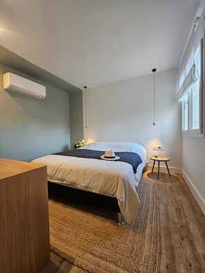 2 habitaciones, escritorio, wifi gratis y ropa de cama 