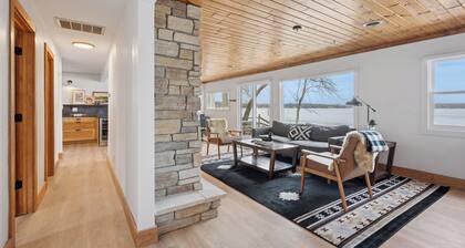 Cool Family Lake Home Only An Hour From The Twin Cities!