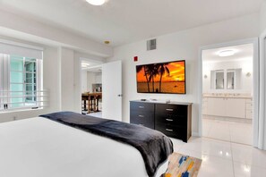 2 室のベッドルーム、アイロン / アイロン台、旅行用ベビーベッド、WiFi (無料)