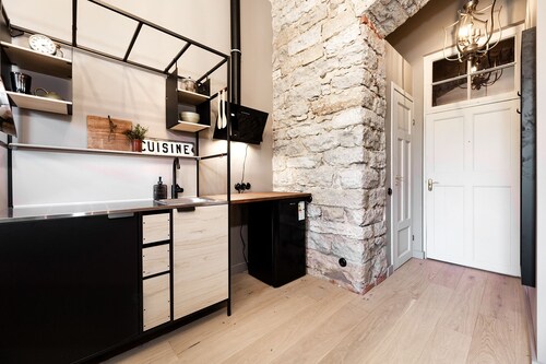 Cozy studio / Free Parking / Central /Bus Station