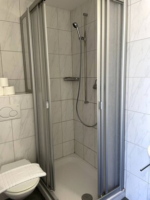 Hair dryer