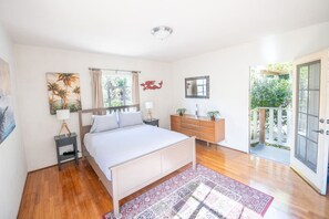 1 bedroom, iron/ironing board, travel cot, free WiFi