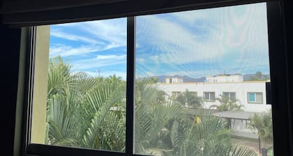 Chic Coastal Escape with Quiet, Upscale Vibe