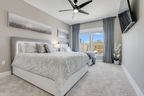 6 bedrooms, iron/ironing board, travel cot, free WiFi - Up to 18 Guests 6-Bed Retreat w/ Pickleball Court (Panama City Beach)