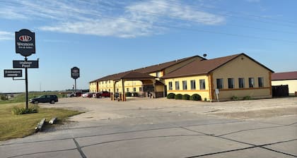 Western Inn & Suites