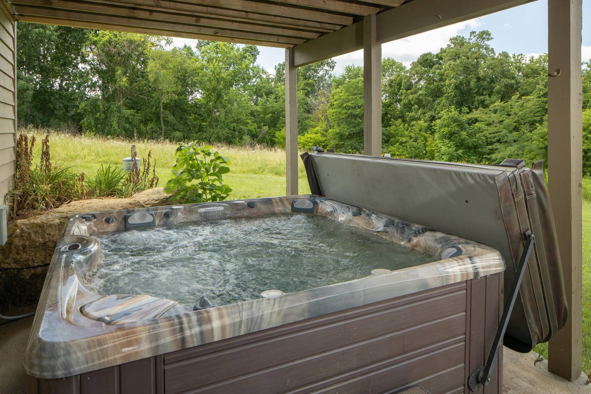 Bain à remous extérieur