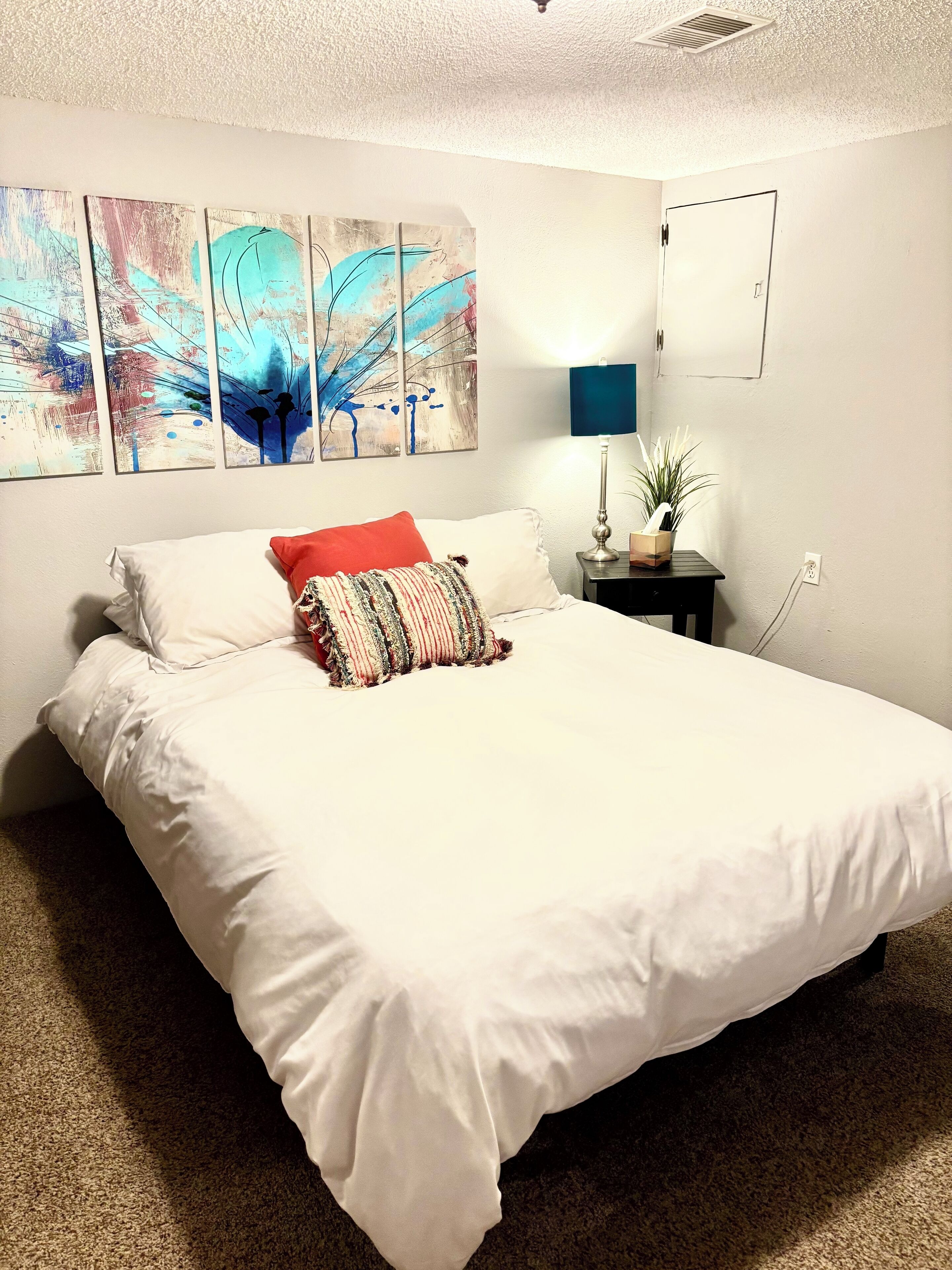 1 chambre, fer et planche à repasser, accès Internet, draps fournis