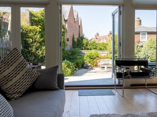 The Studio House-Design & Garden | Pass The Keys