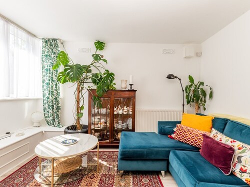 Pass the Keys | Charming, Tranquil 2 BR Kingston Escape, London