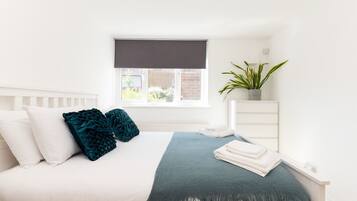 2 bedrooms, free WiFi, bed sheets