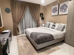 Luxury Studio, Balcony, City View | Free WiFi