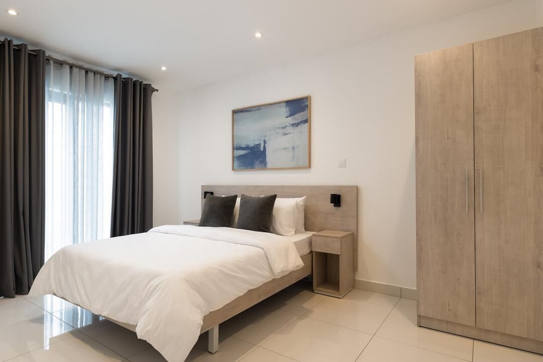 Luksusleilighet, balkong, byutsikt | Lydisolert og wi-fi (inkludert)