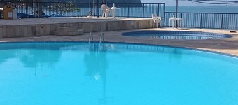 Seafront Apartment with Pool in Martim de Sá