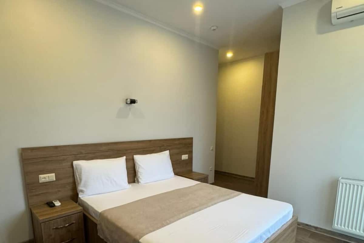 Comfort Double Room, City View | Desk, free WiFi