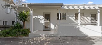 2BDR Beachside Bliss in Wamberal