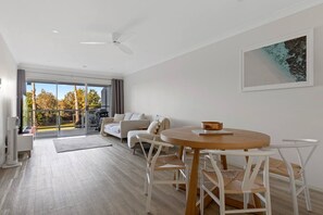 Dining - 2BDR Beachside Bliss in Wamberal (Wamberal)