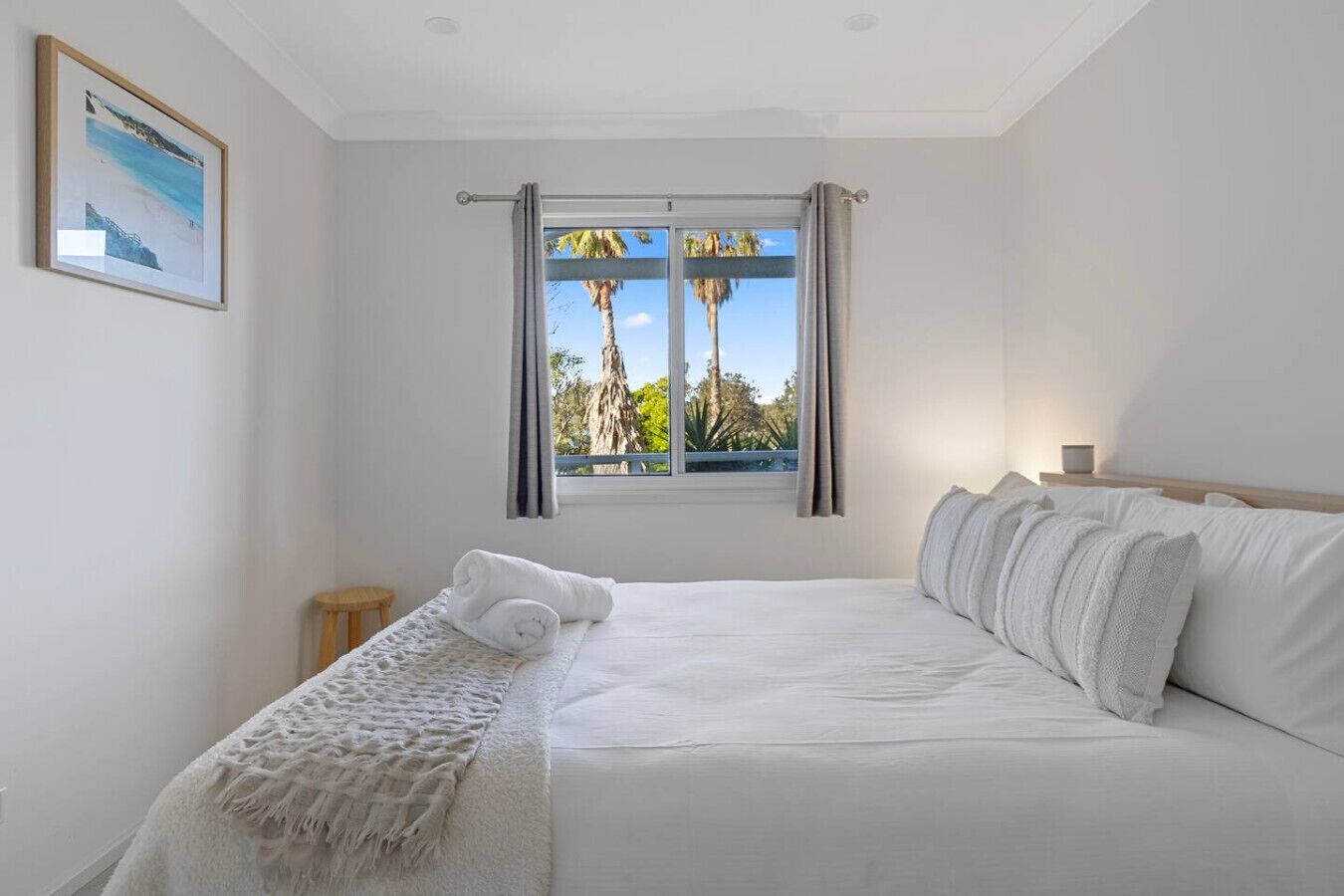 2 bedrooms, iron/ironing board, WiFi