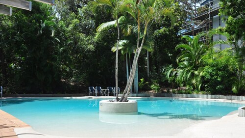 Baden 26 - Rainbow Shores